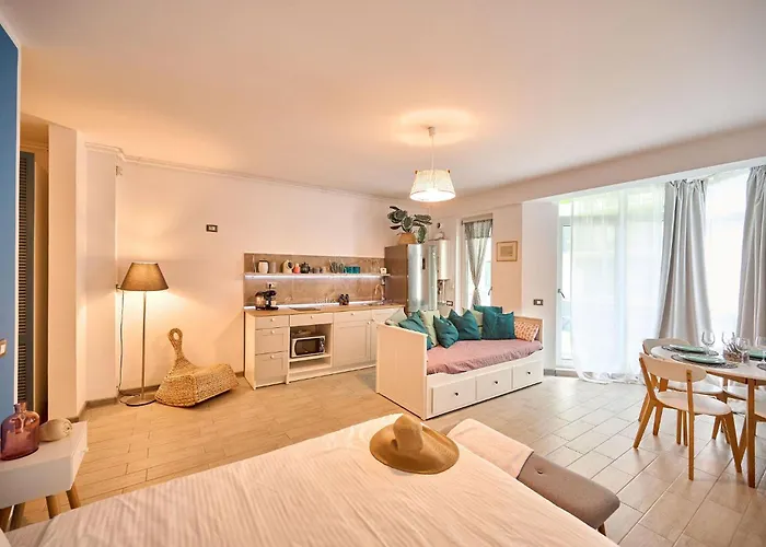 Midsummer Dream Navodari